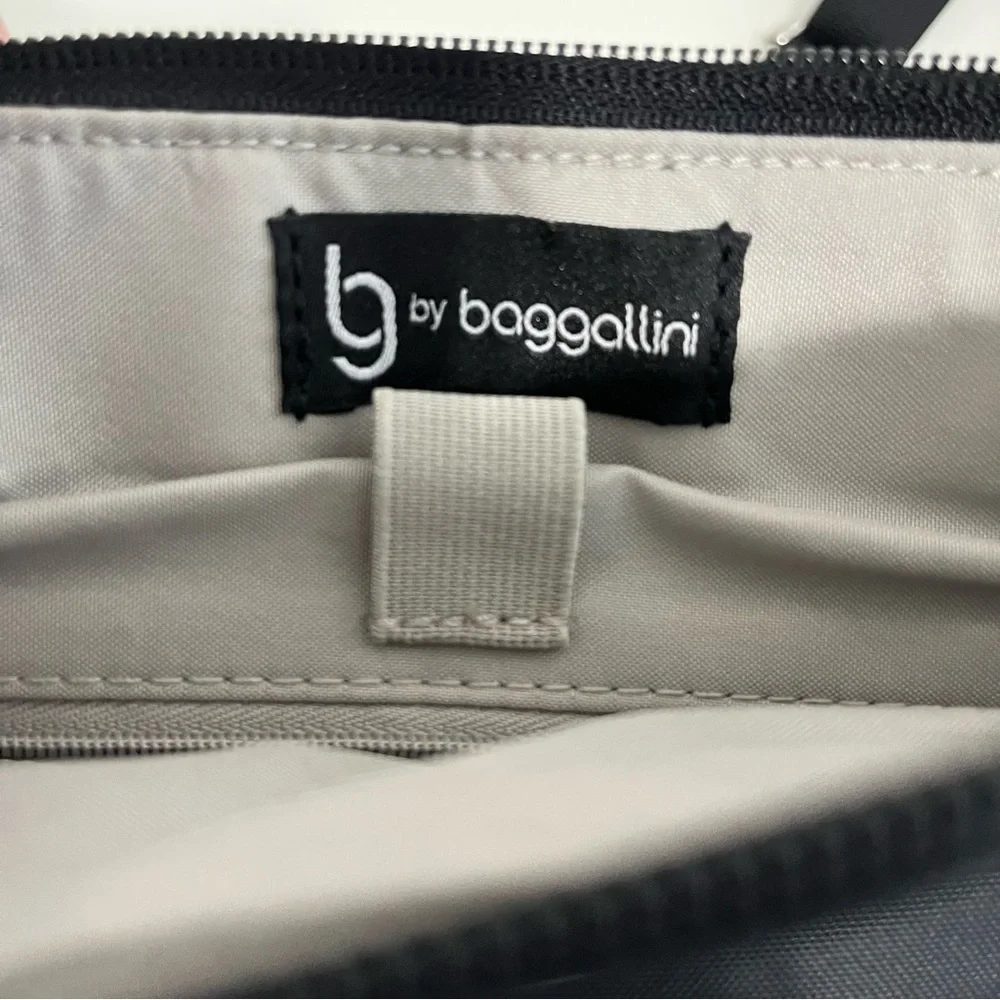 Baggallini Tucson Black Anti Theft RFID Crossbody Purse